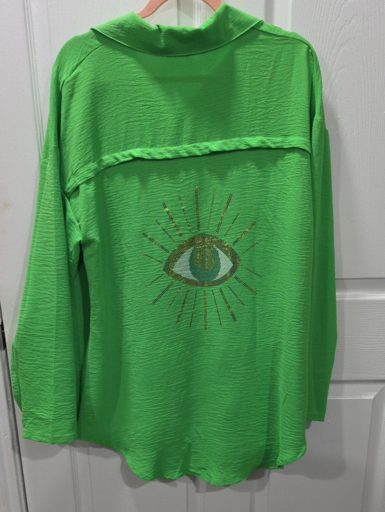 Tops - Lightweight Button-Down Shirt in Vibrant Green With Eye Symbol On Back